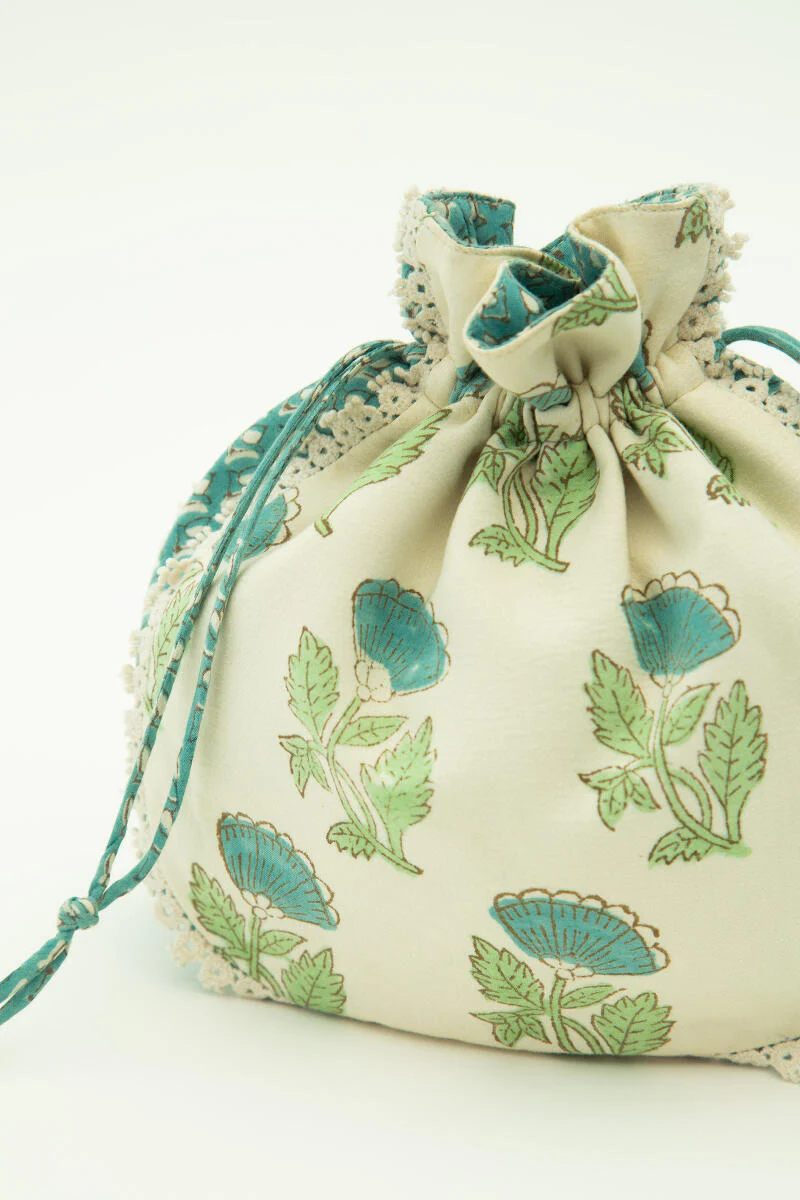 Aashiyana Nikhat Potli Bag - Image 3