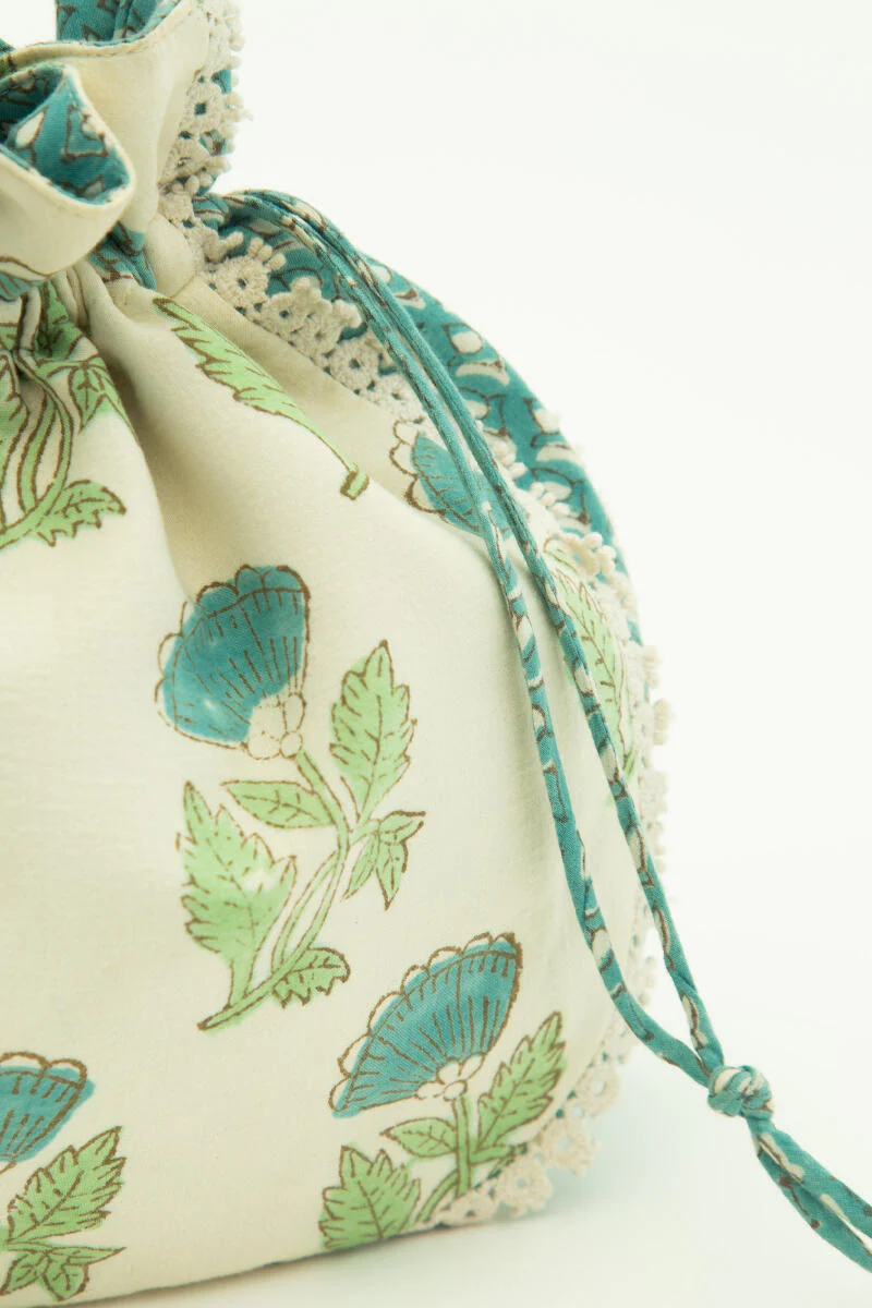 Aashiyana Nikhat Potli Bag - Image 4