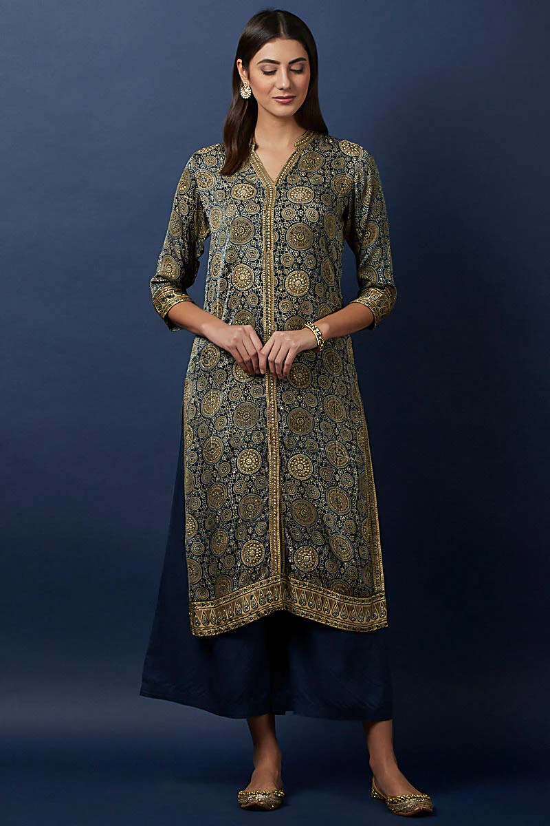 Ajrak silk