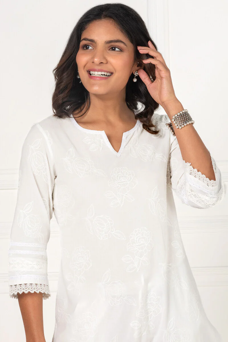 Falak Rumaisa Kurta