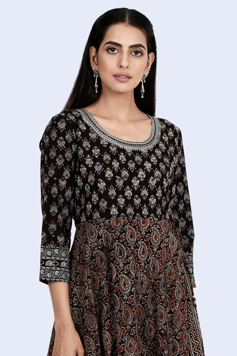 Falaknuma Mehreen Kurta - Image 3