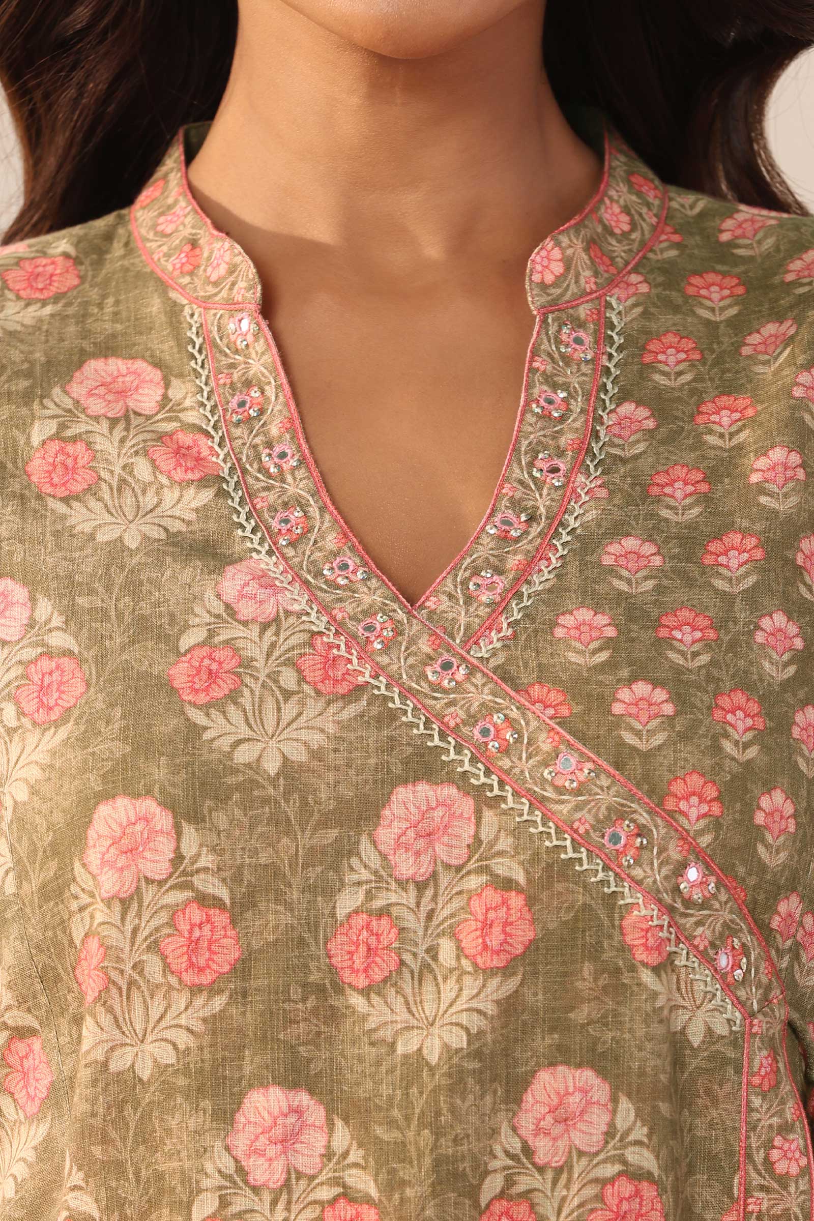 Surplus: Gauhar Aaira Kurta - Image 4