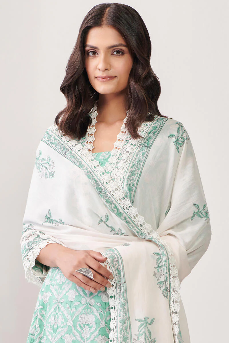 Gauhar Aaliyah Sanganeri Dupatta