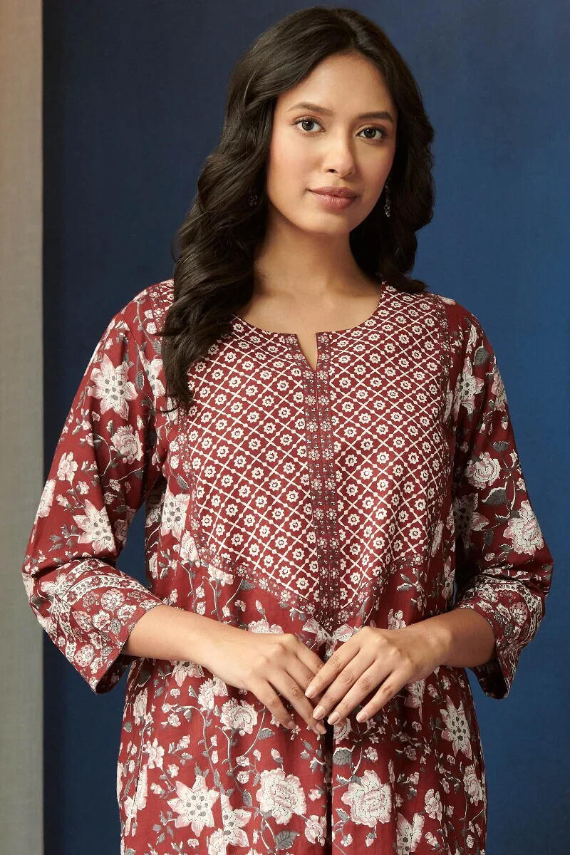 Surplus: Gauhar Aaria Kaftan