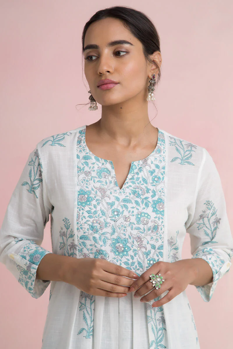 Gauhar Afreeda Kurta