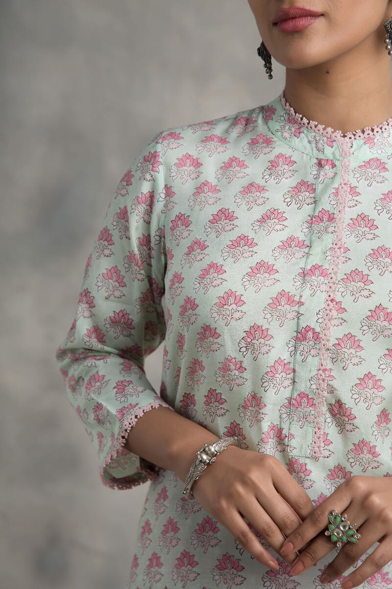 Gauhar Fareena Muslin Kurta - Image 3