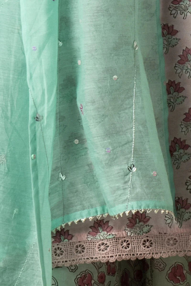 Gauhar Farhat Cotton Silk Dupatta - Image 6