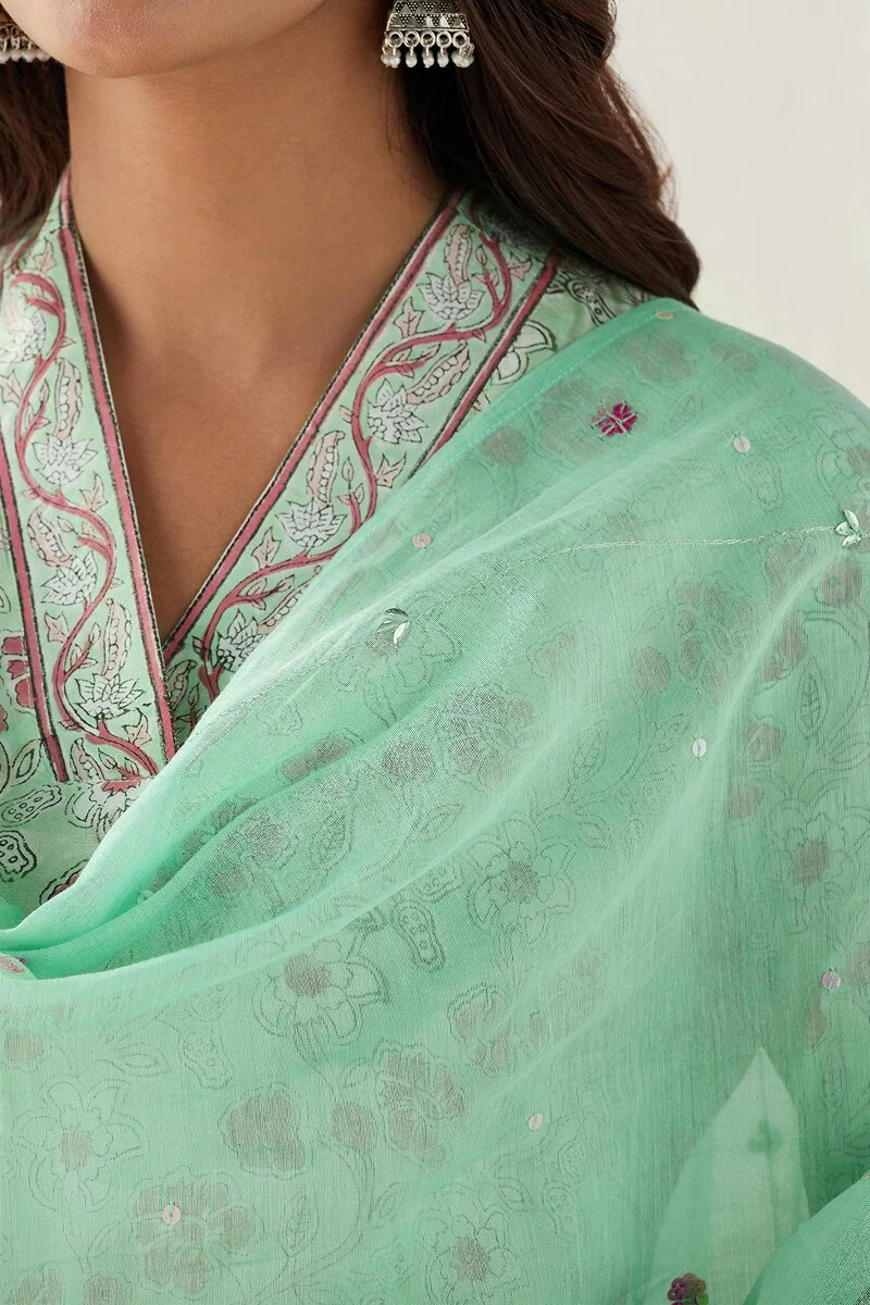 Gauhar Farhat Green Cotton Silk Dupatta - Image 2