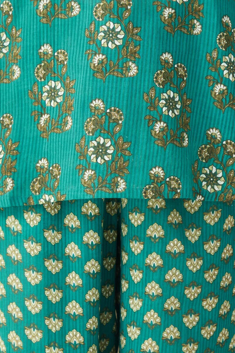 Gauhar Farhat Loungewear Set - Image 5