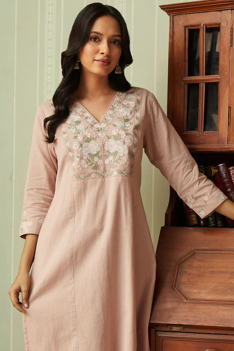 Gauhar Inaya Pink Kurta - Image 7