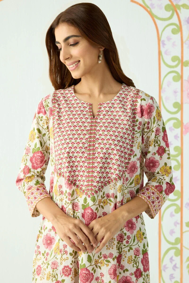 Surplus: Gauhar Mahima Kaftan