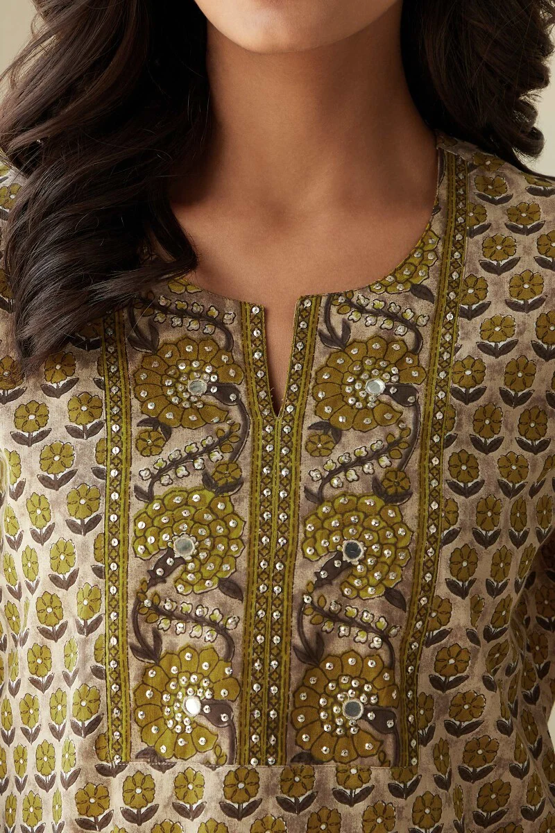 Gauhar Maira Bagru Top - Image 2