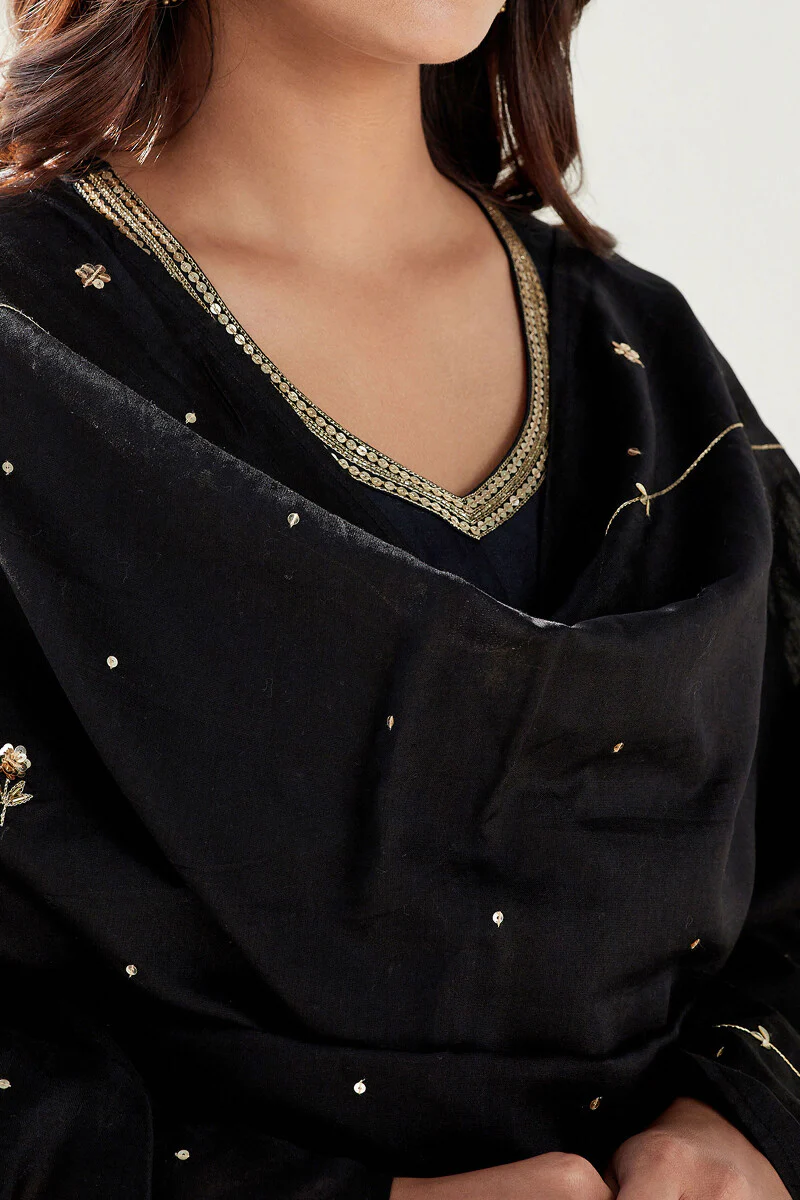 Gauhar Maira Black Cotton Silk Dupatta - Image 2