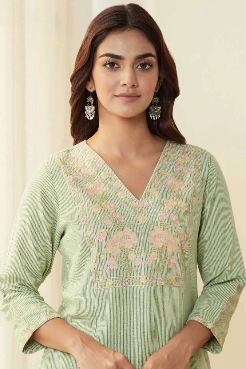 Gauhar Nahida Kurta