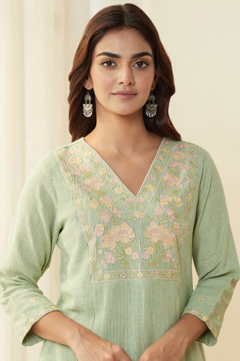 Gauhar Nahida Kurta
