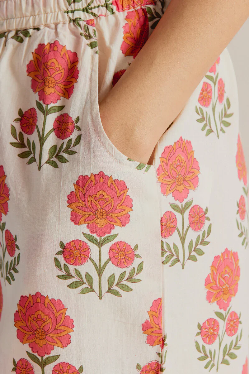 Surplus: Gauhar Nahida Sanganeri Farsi - Image 4