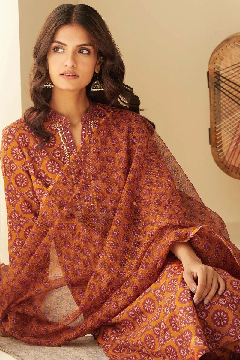 Gauhar Nikhat Sanganeri Kurta - Image 6