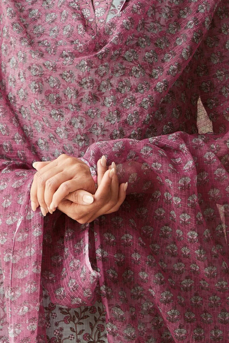 Gauhar Saba Sanganeri Dupatta - Image 4