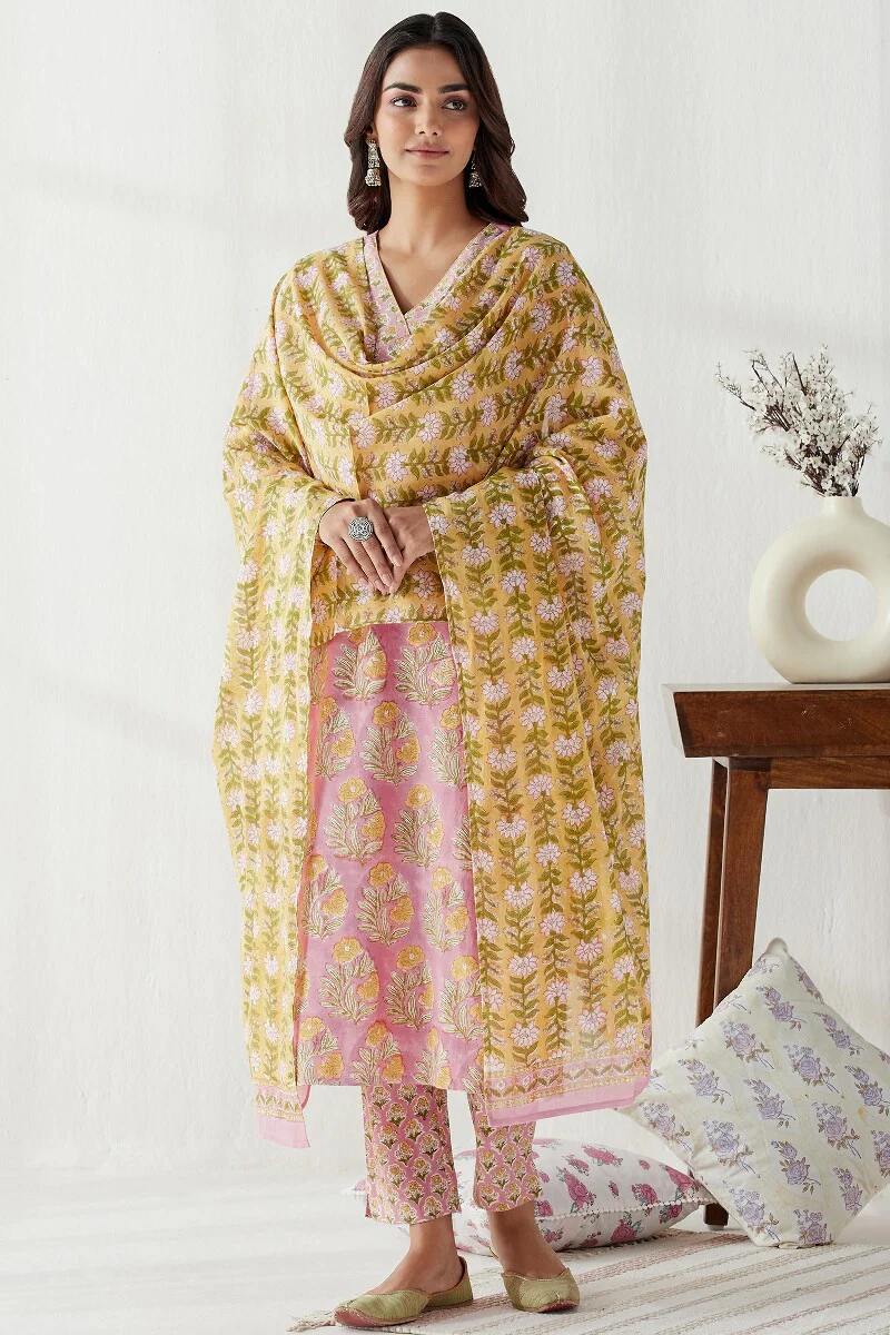 Gauhar Saira Sanganeri Kurta - Image 6