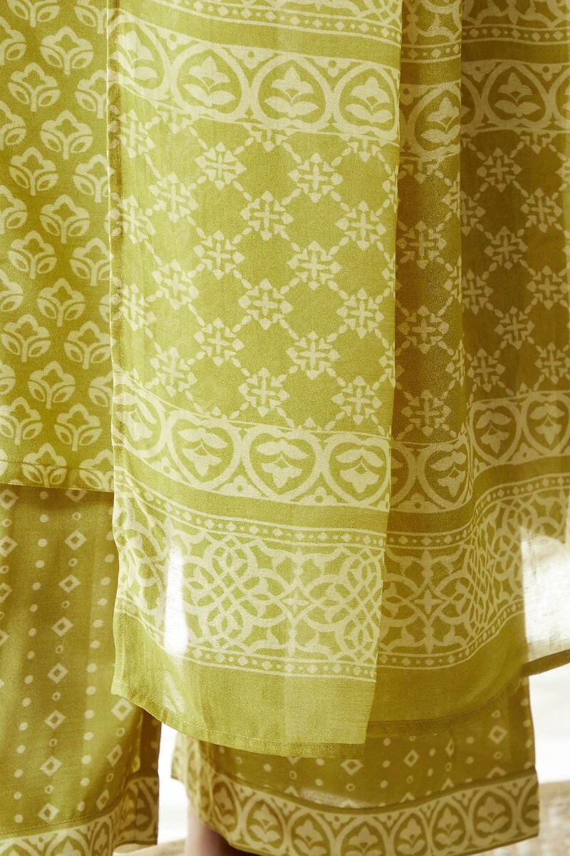 Gauhar Samaira Yellow Dupatta - Image 5