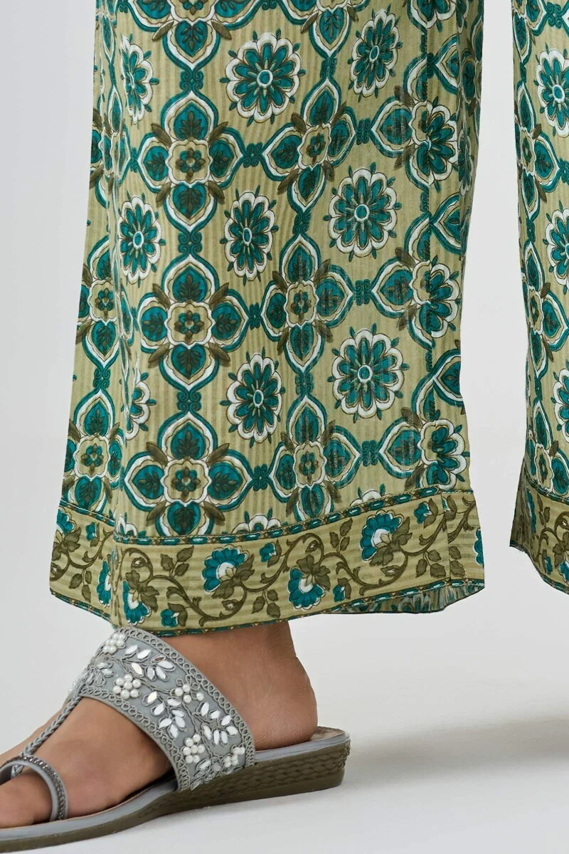 Surplus: Gauhar Sehreen Sanganeri Farsi - Image 2