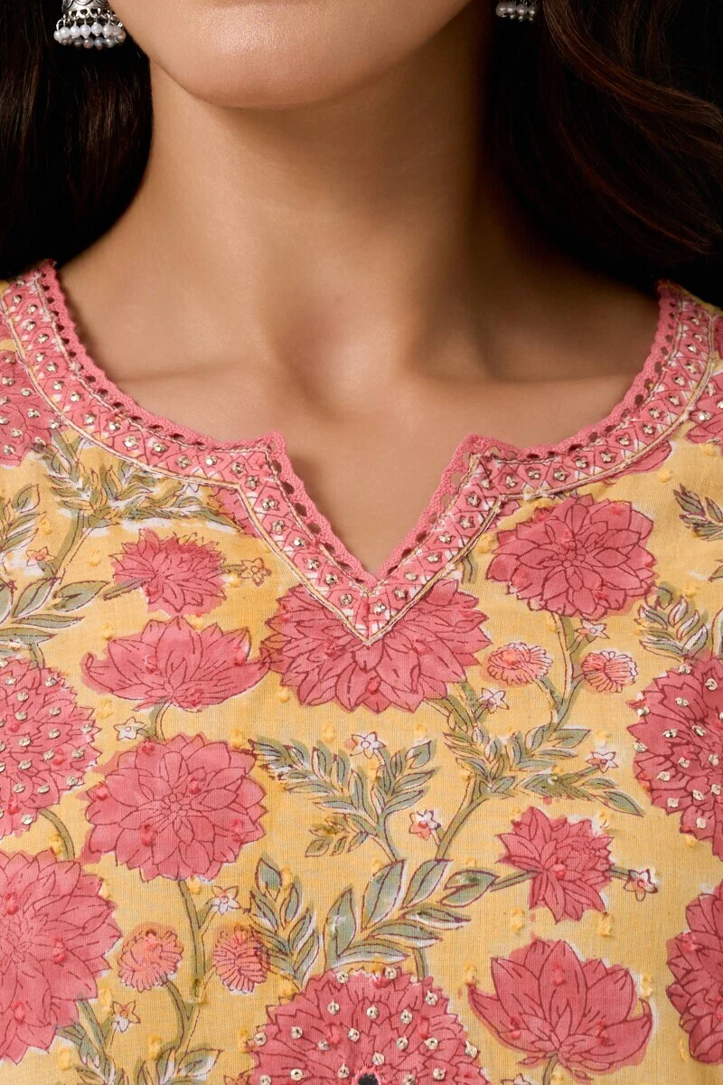 Gauhar Shaira Sanganeri Kurta - Image 5