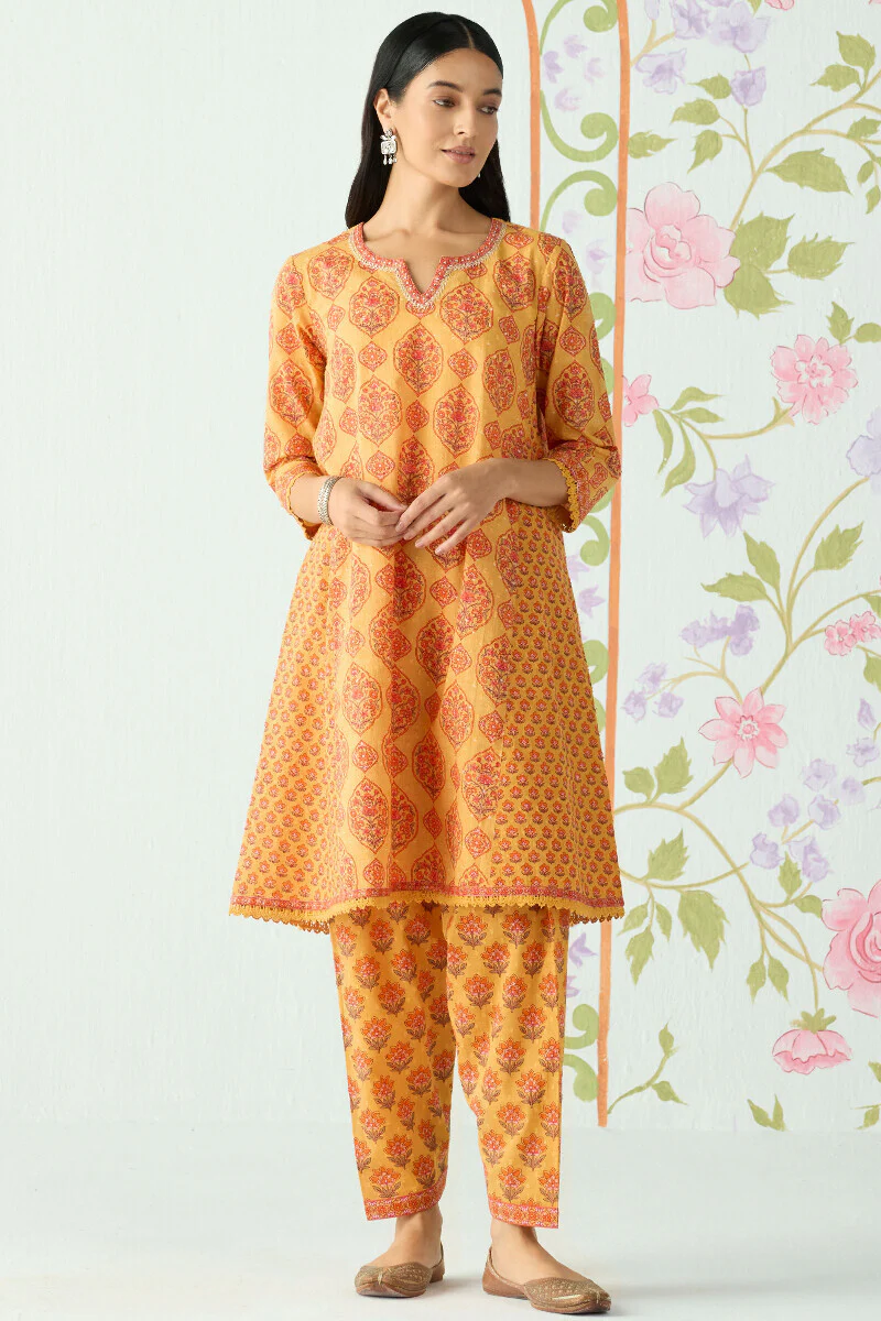 Gauhar Tahira Short Kurta - Image 2