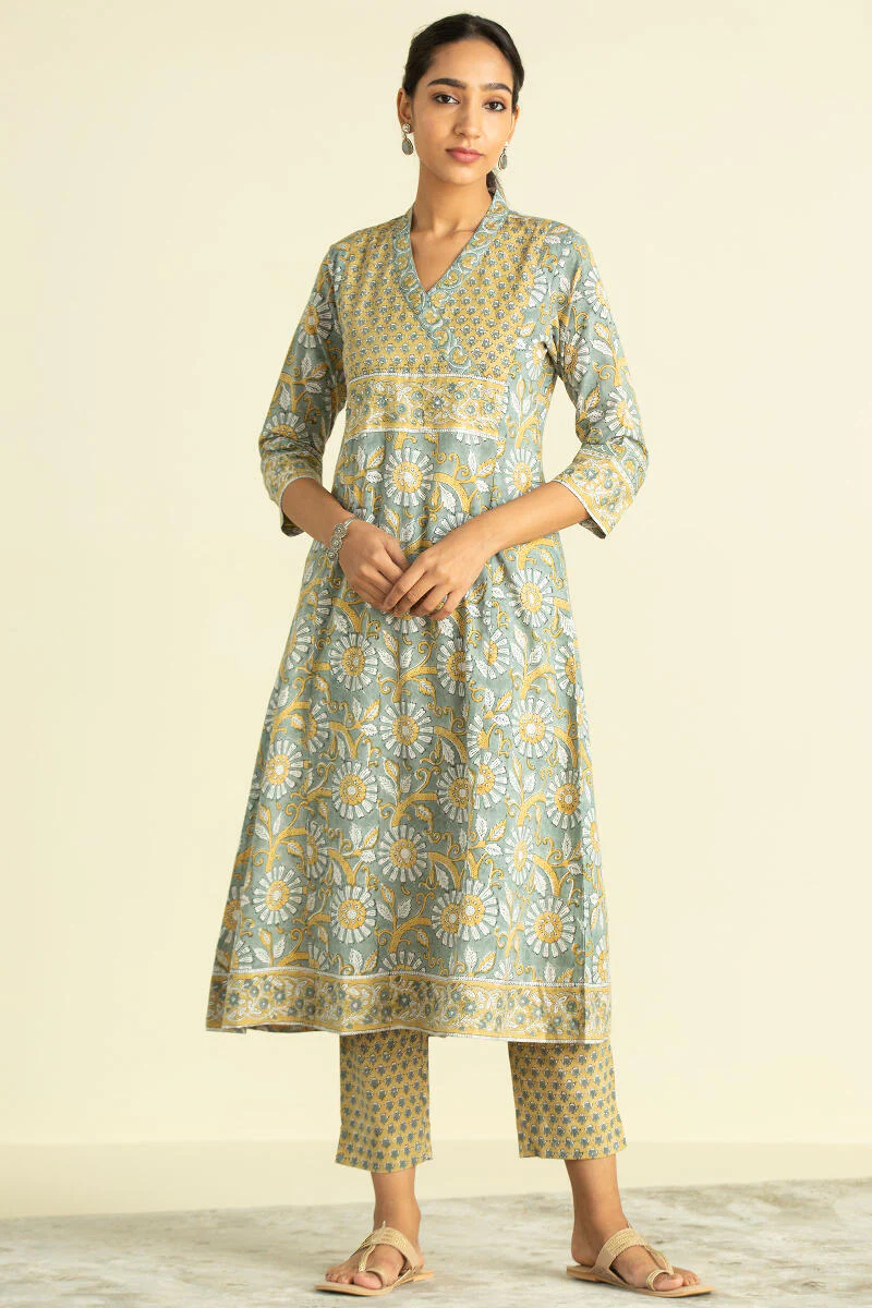 Gauhar Zafiya Kurta - Image 3