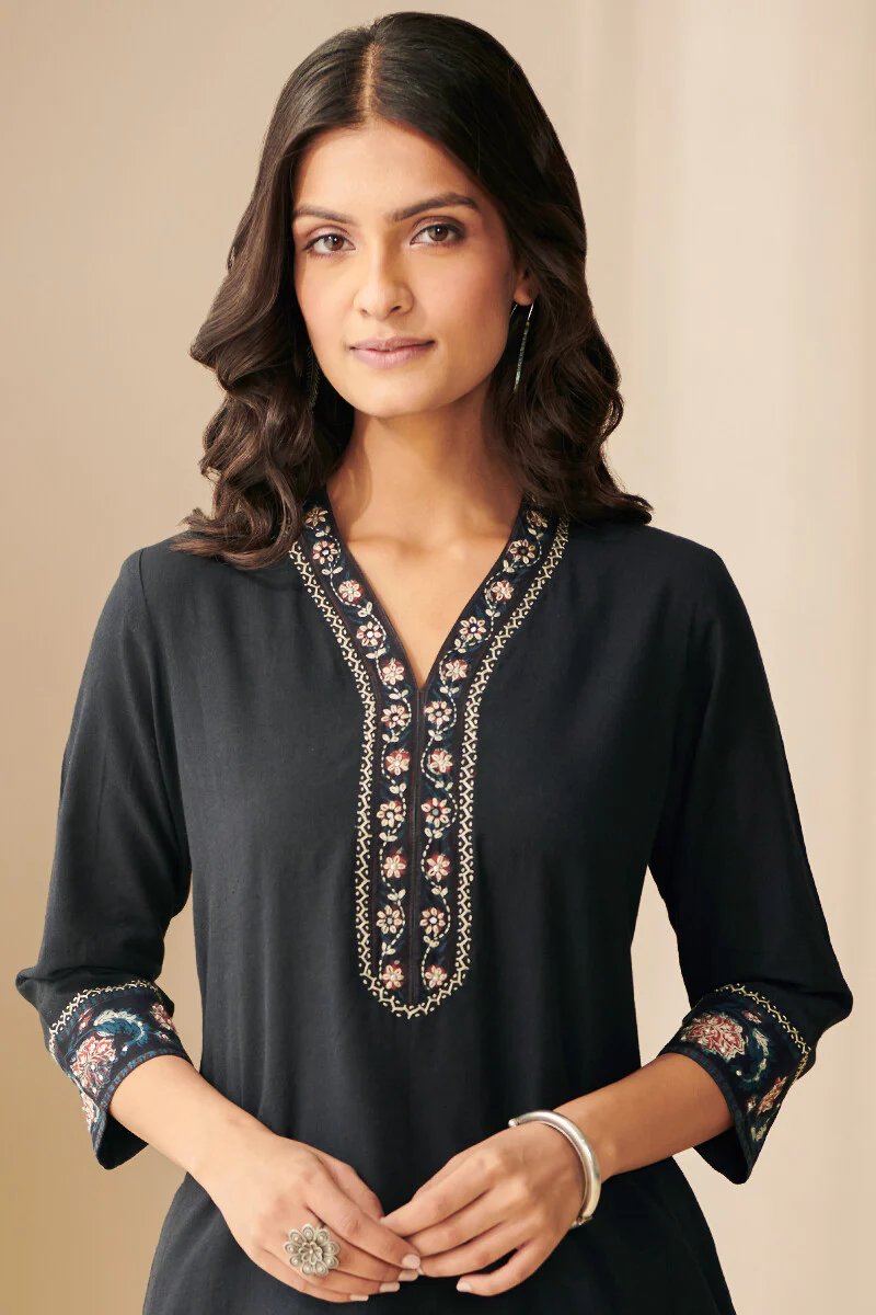 Gauhar Zenia Handloom Kurta