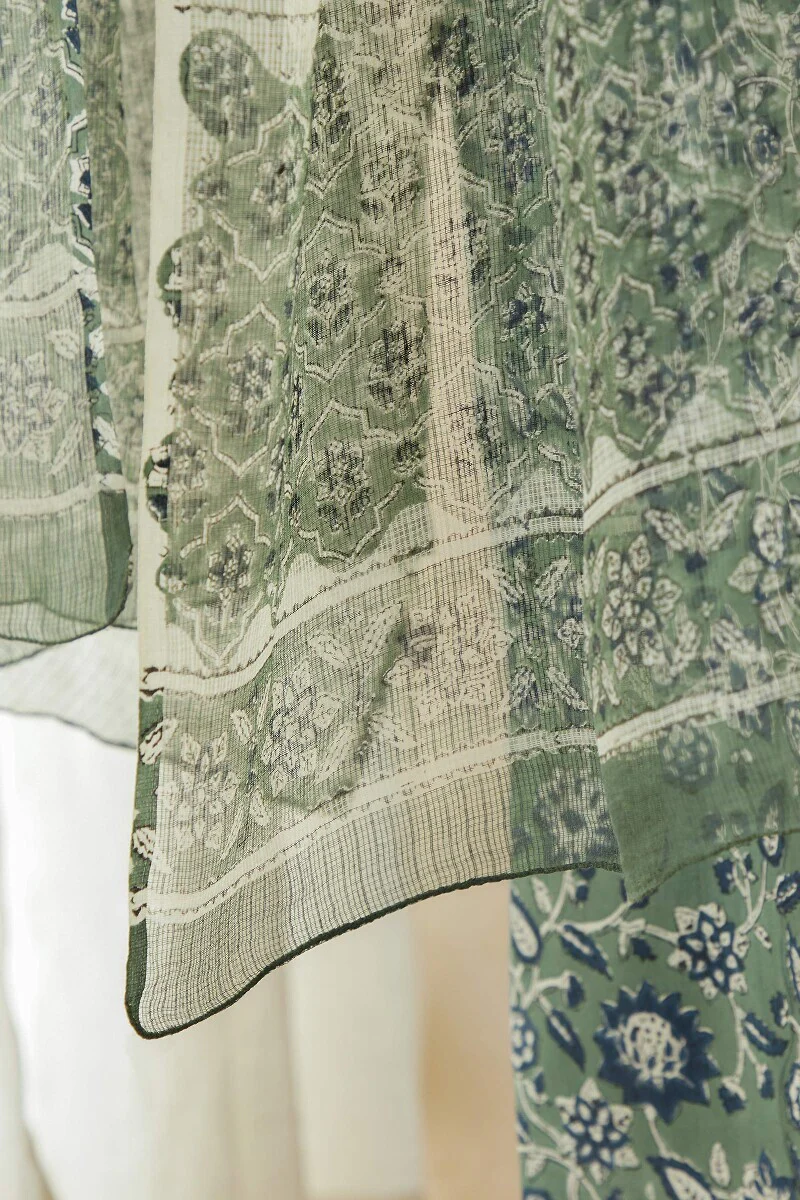 Gauhar Zoya Bagru Dupatta - Image 5