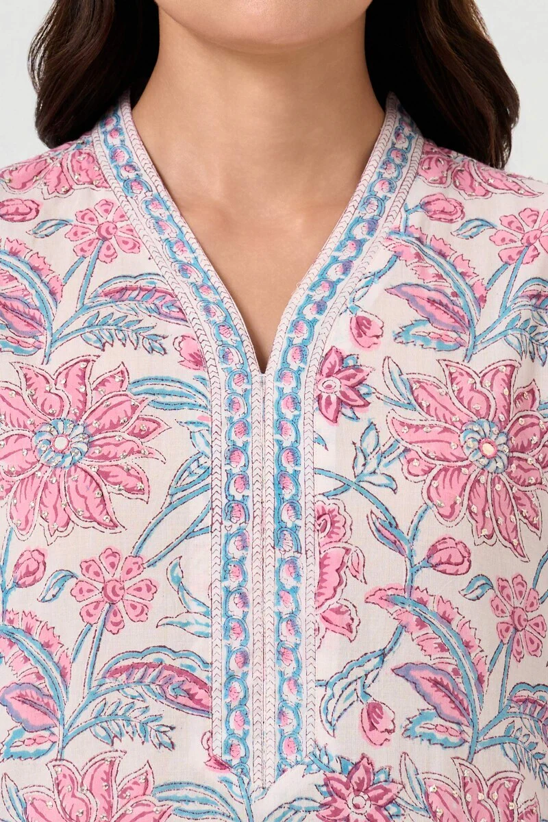 Gul Bano Sareen Sanganeri Kurta - Image 4