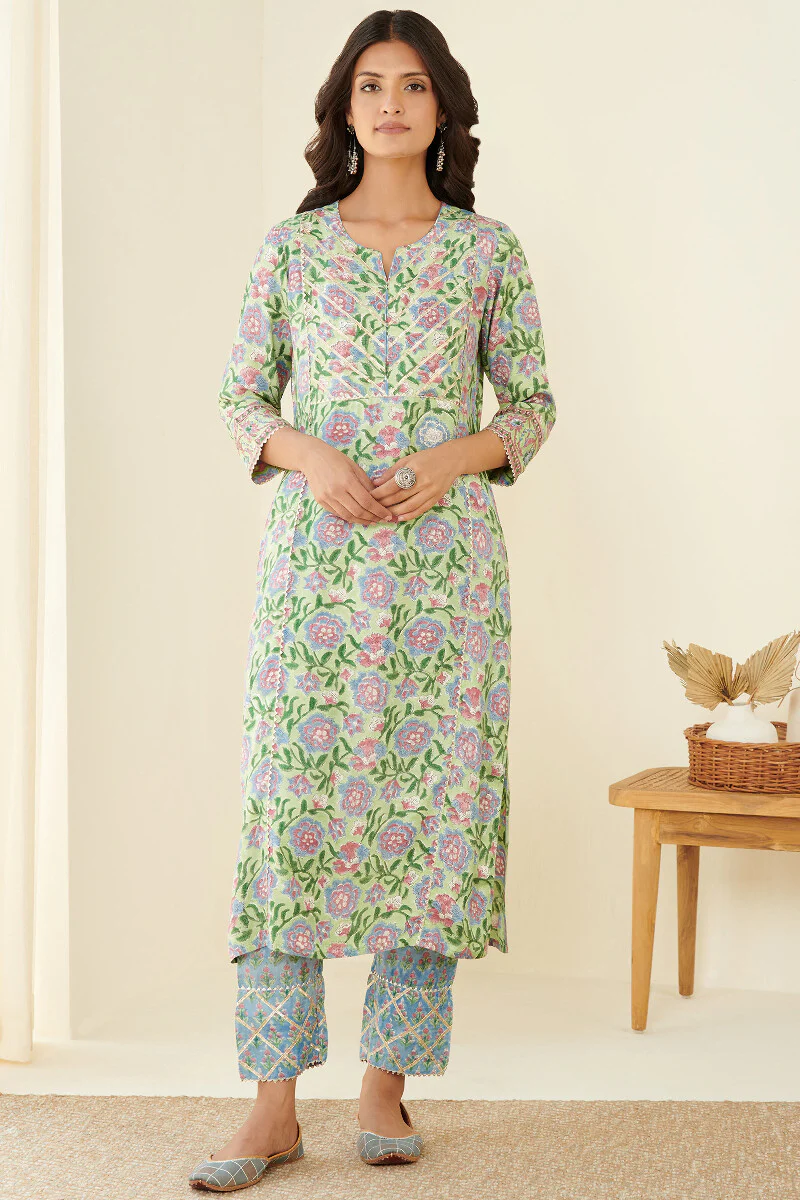 Gul Bano Zaida Sanganeri Modal Kurta - Image 2