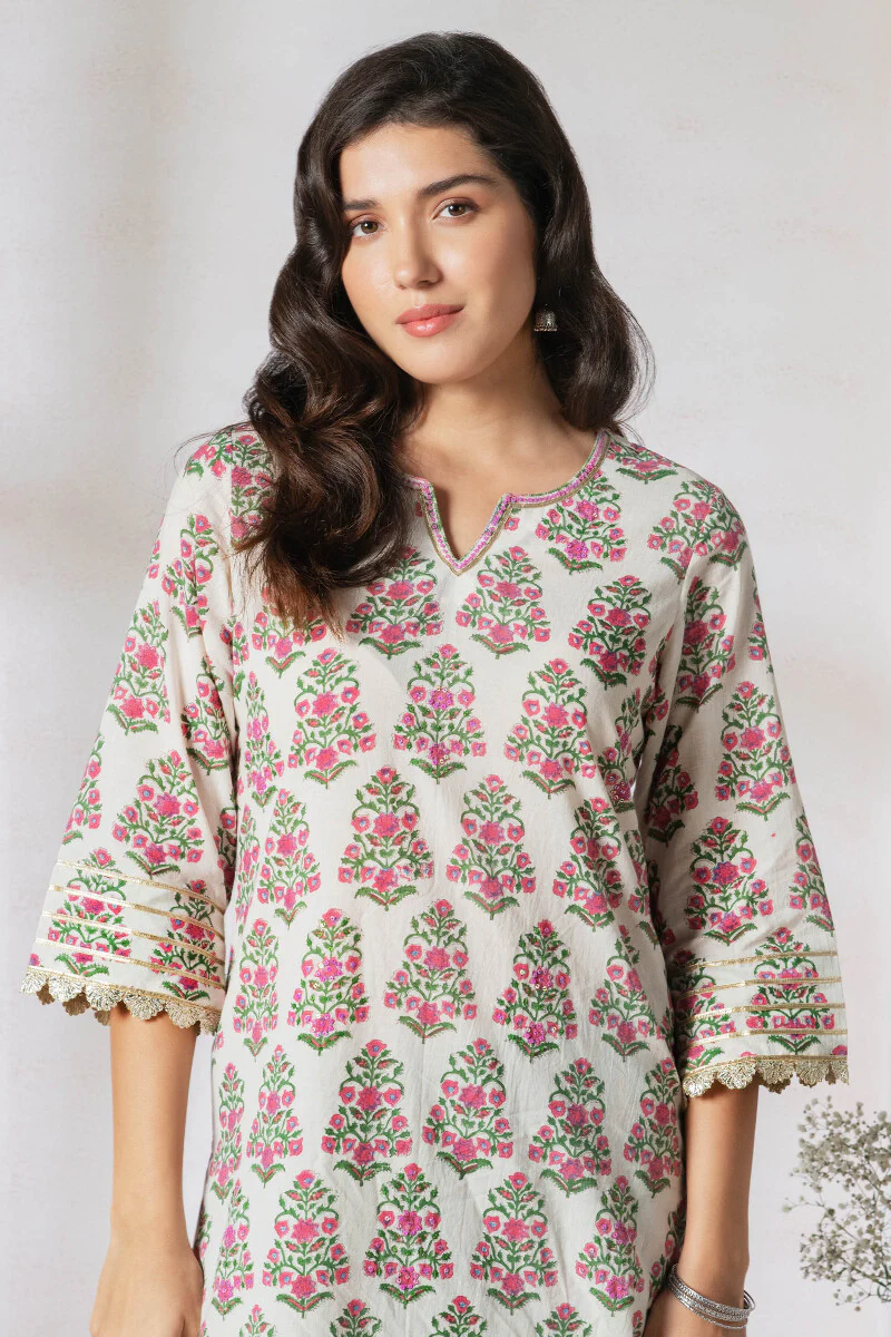 Gul Bano Zainab Sanganeri Kurta