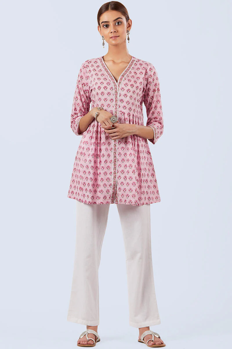Gulbagh Farhin Kurti