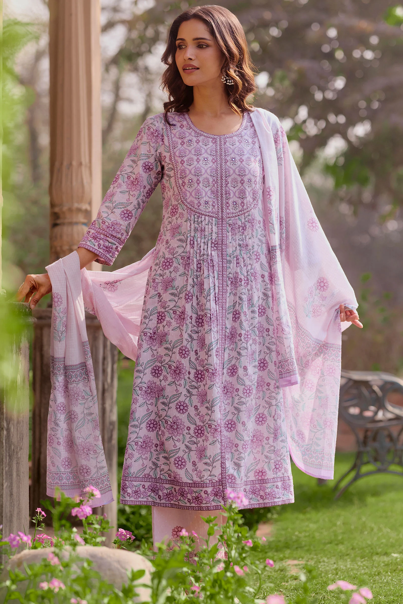 Gulbahar Aliza Sanganeri Kurta - Image 6