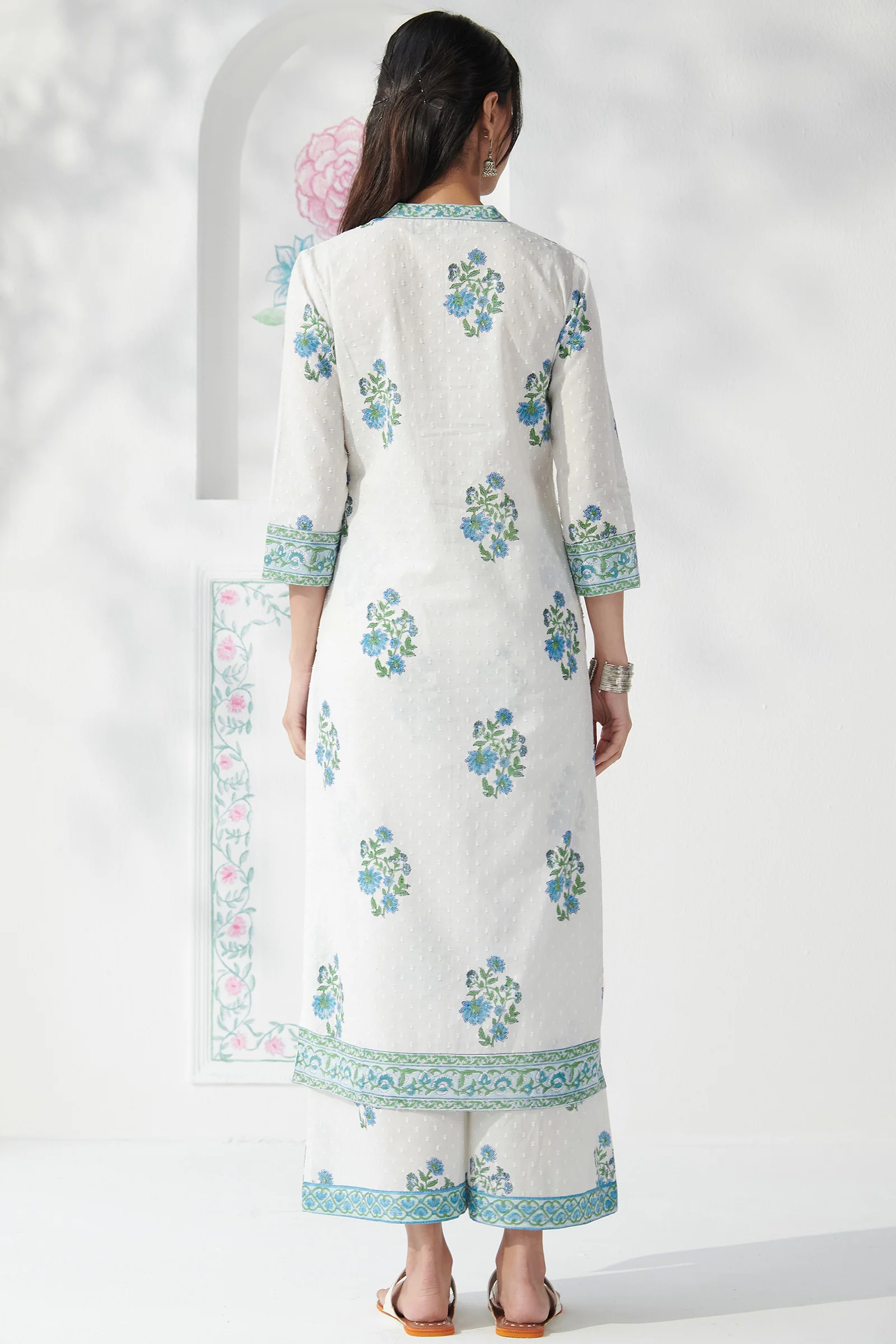 Gulbahar Roohi Sanganeri Kurta - Image 7