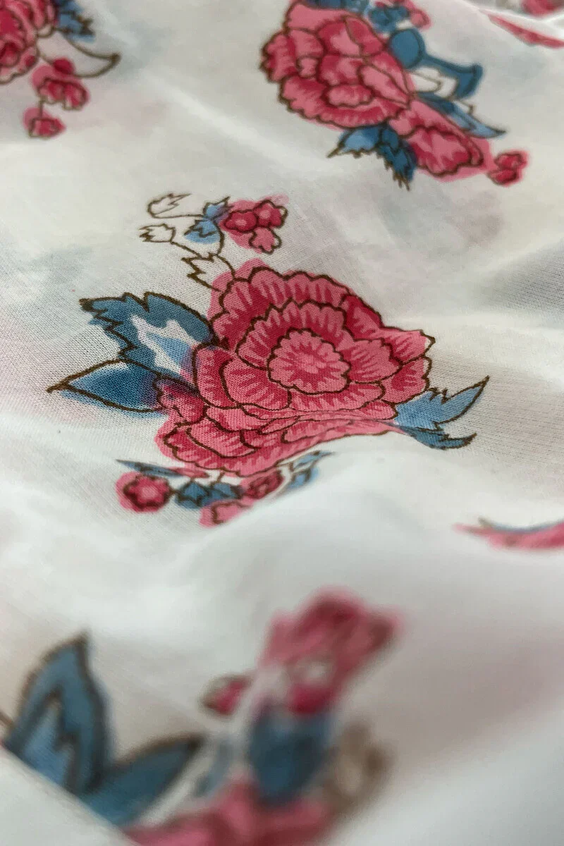 Surplus: Gulbarg Aiza Sanganeri Kurta - Image 2