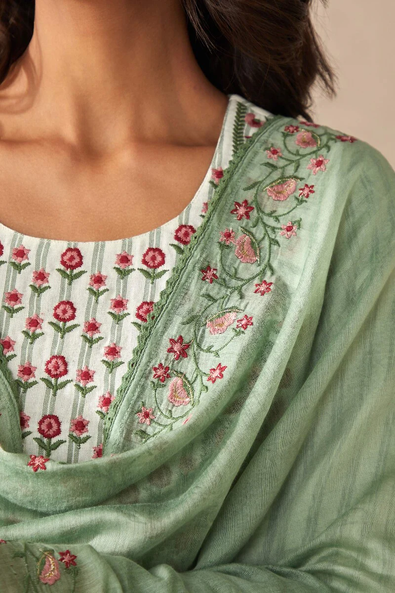 Gulbarg Faheema Cotton Silk Dupatta - Image 2