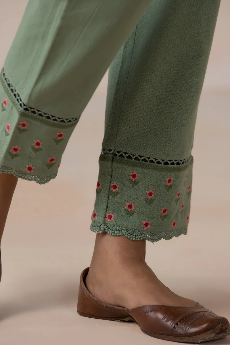 Gulbarg Faheema Handloom Narrow Pants - Image 4