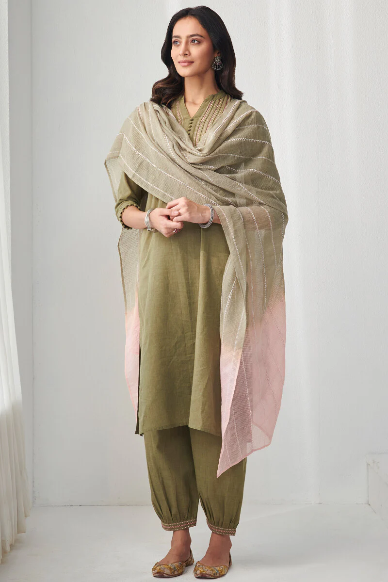 Gulbarg Mahnaz Pyjama Set - Image 3