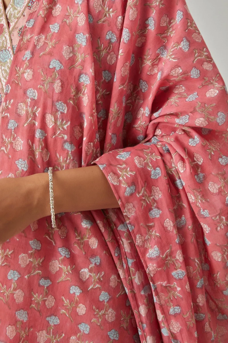 Gulbarg Meera Sanganeri Dupatta - Image 2