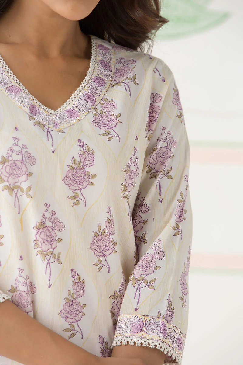 Gulbarg Nafia Kurta - Image 2