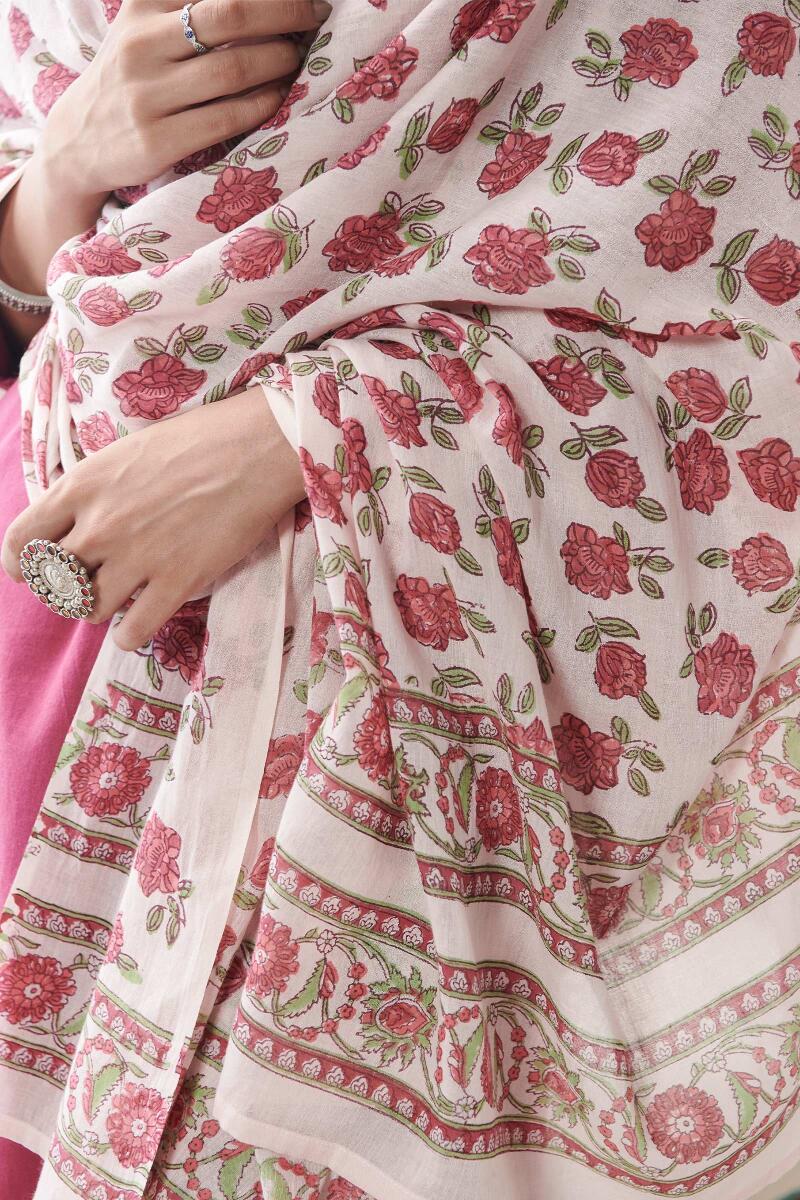 Gulbarg Shanaya Sanganeri Dupatta - Image 5