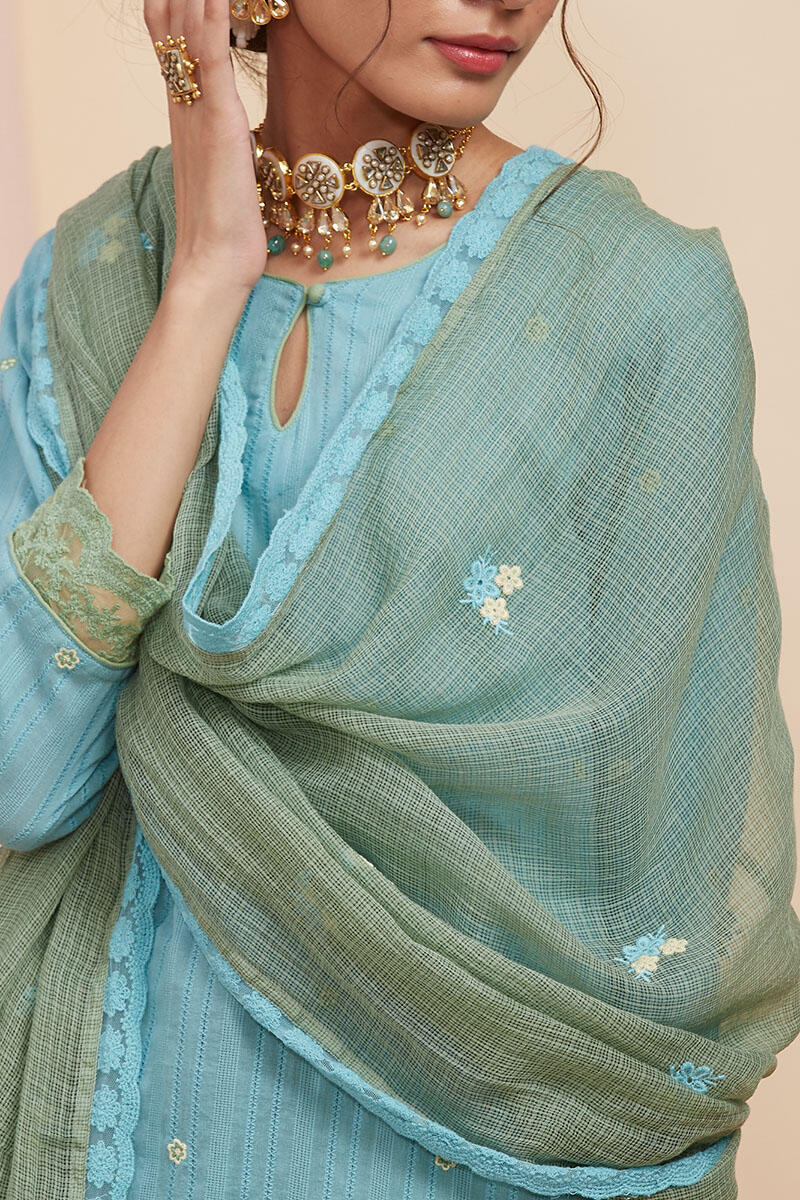 Gulnaz Seher Dupatta - Image 4