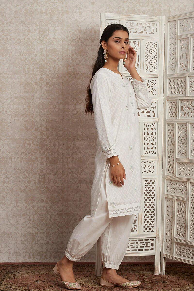 Gulnaz Yasmina Kurta - Image 4