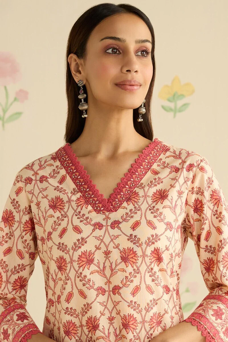 Surplus: Gulraiz Amreen Sanganeri Kurta