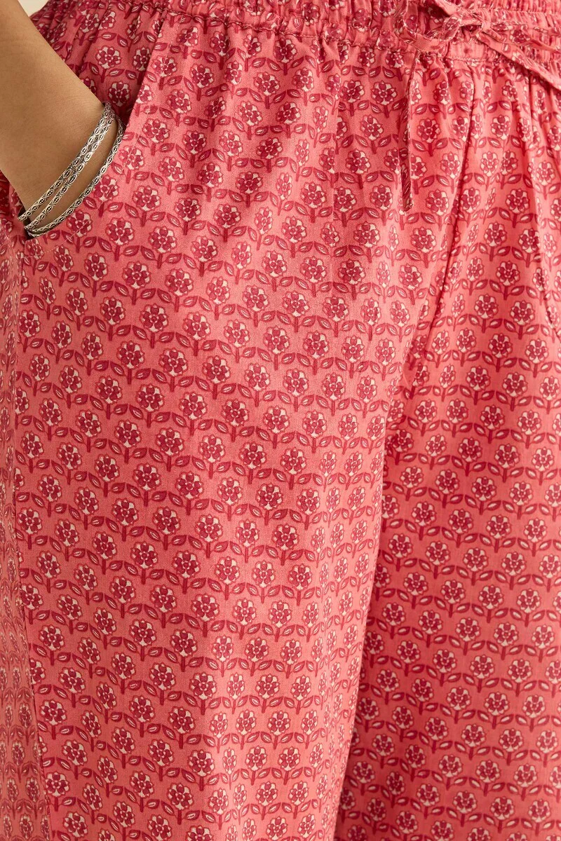 Surplus: Gulraiz Fahima Narrow Pants - Image 4