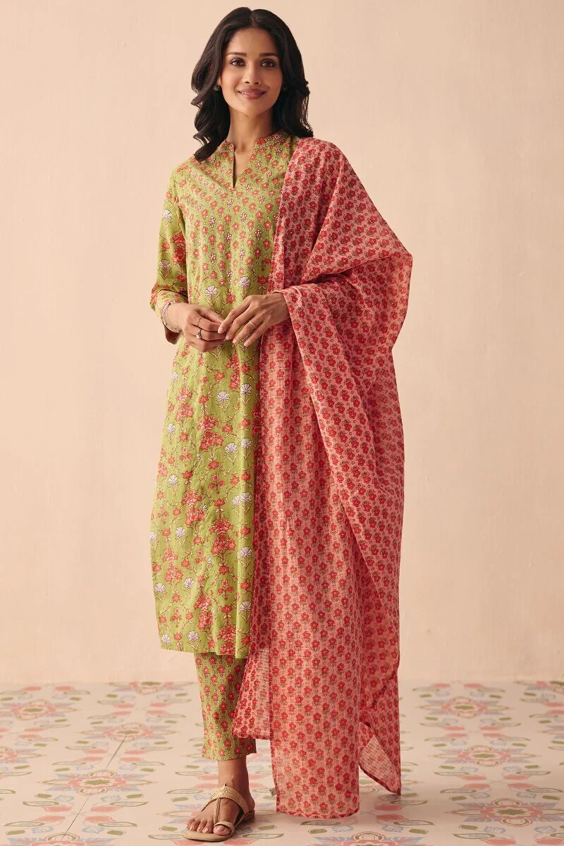 Surplus: Gulraiz Farah Sanganeri Kurta - Image 3