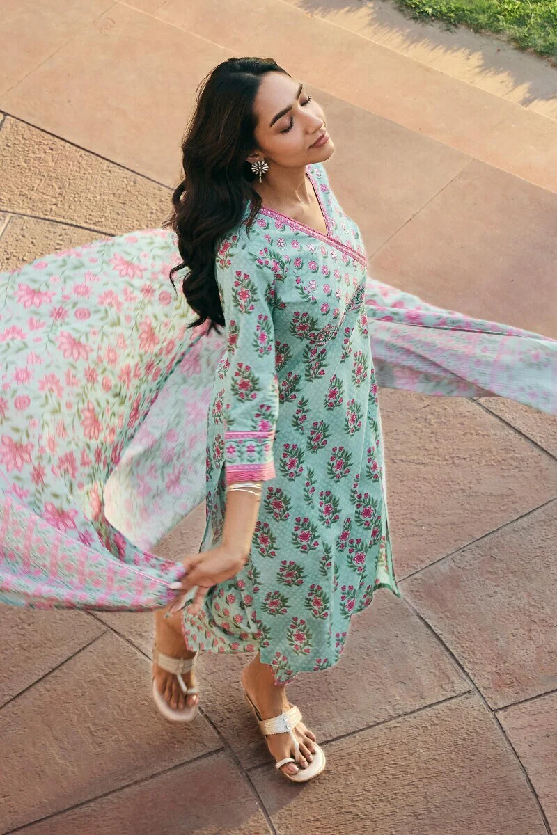 Gulraiz Farah Sanganeri Kurta - Image 7