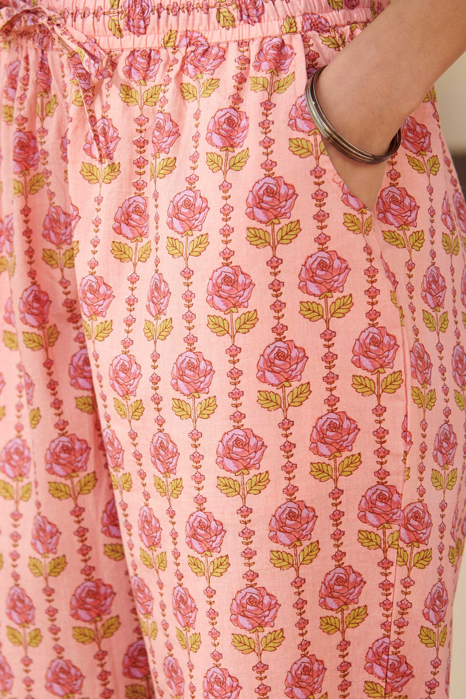 Gulraiz Kainat Narrow Pants - Image 4